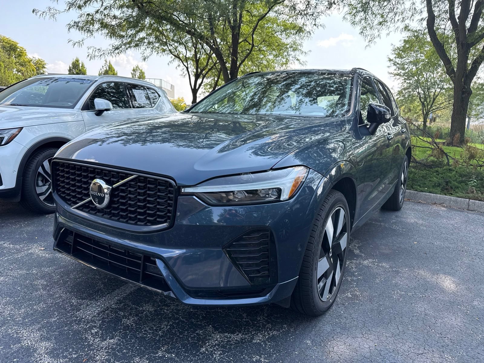 Used 2024 Volvo XC60 T8 Plus w/ Protection Package Premier