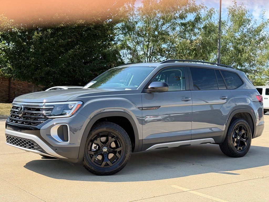 New 2026 Volkswagen Atlas Peak Edition AWD/4WD image 6