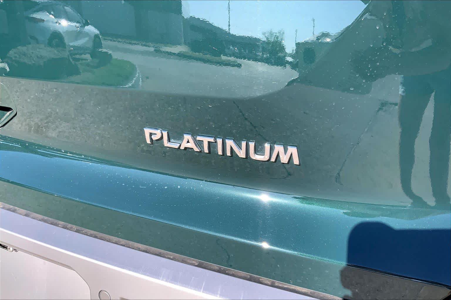 Used 2025 Nissan Pathfinder Platinum w/ Cargo Package FWD image 29