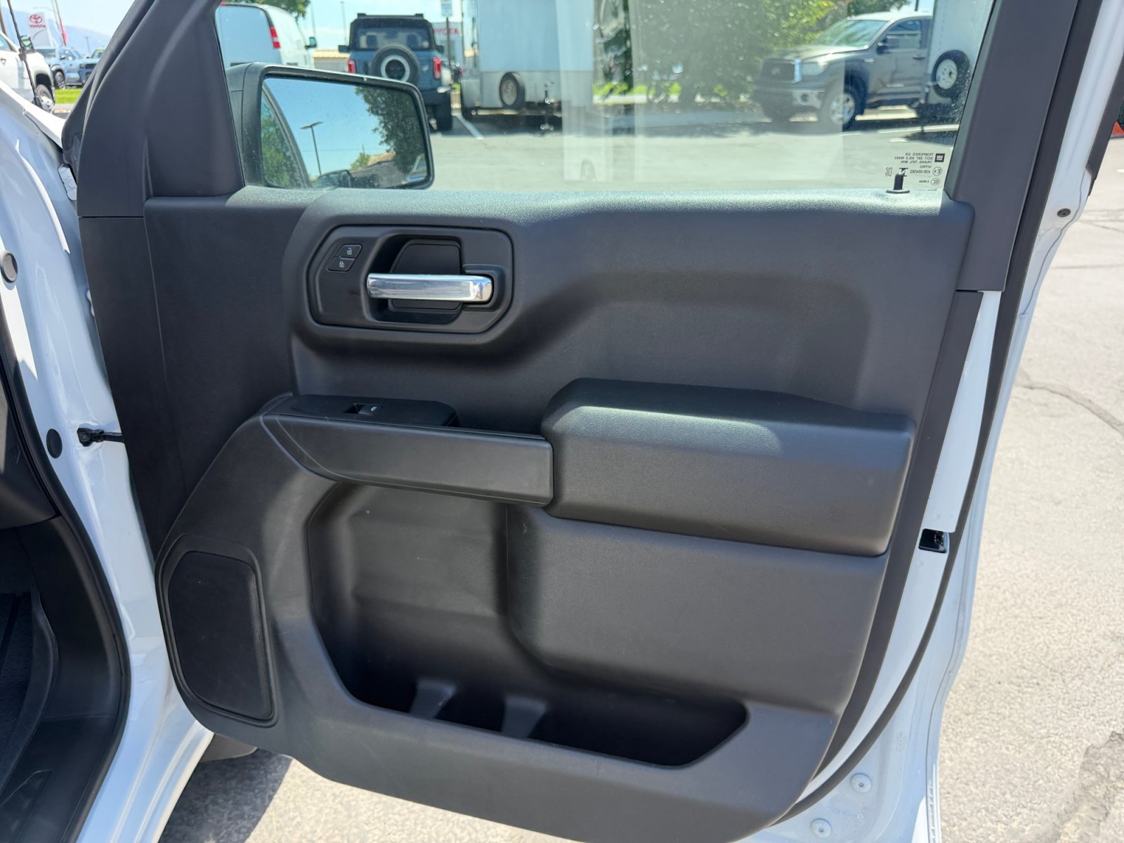 New 2026 Chevrolet Silverado 1500 Custom AWD/4WD image 27