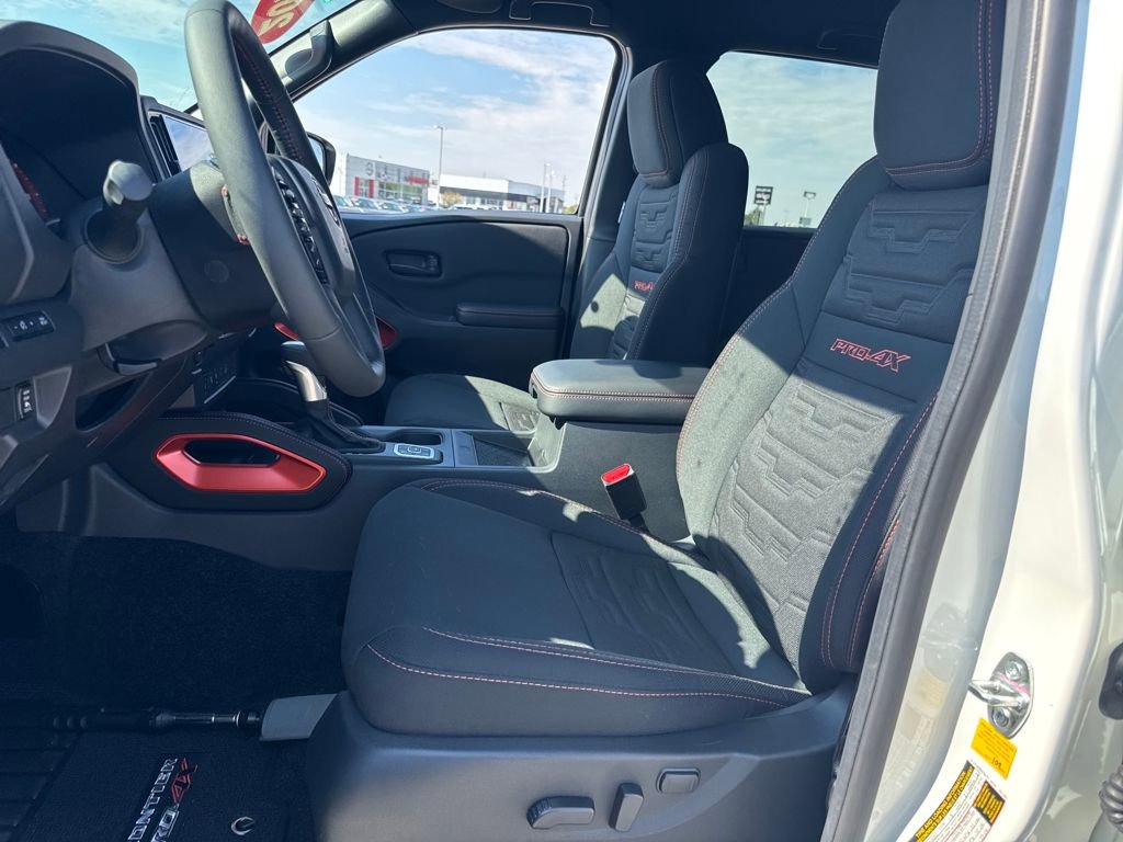 New 2026 Nissan Frontier PRO-4X w/ Pro-4x Convenience Package image 12