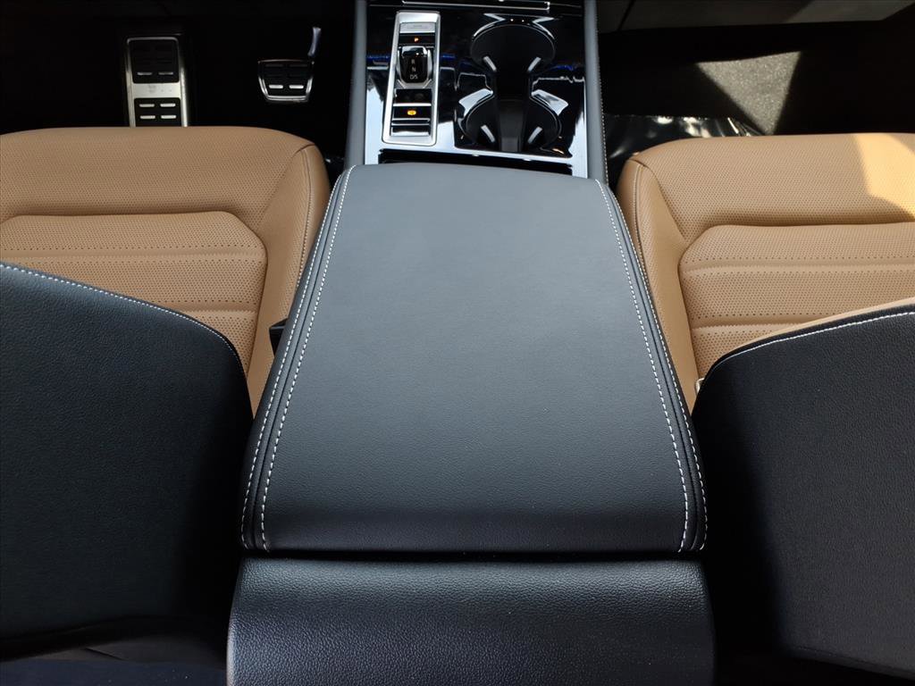 New 2026 Volkswagen Atlas Cross Sport SEL R-Line image 17