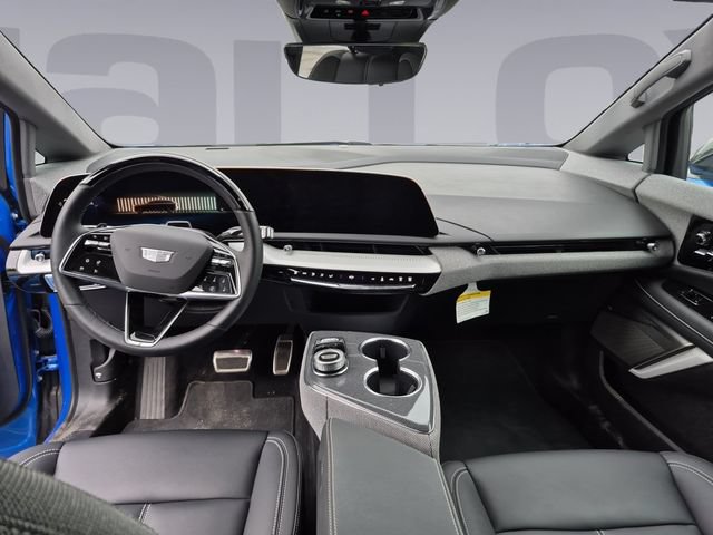Used 2025 Cadillac Optiq Luxury 1 AWD/4WD image 12