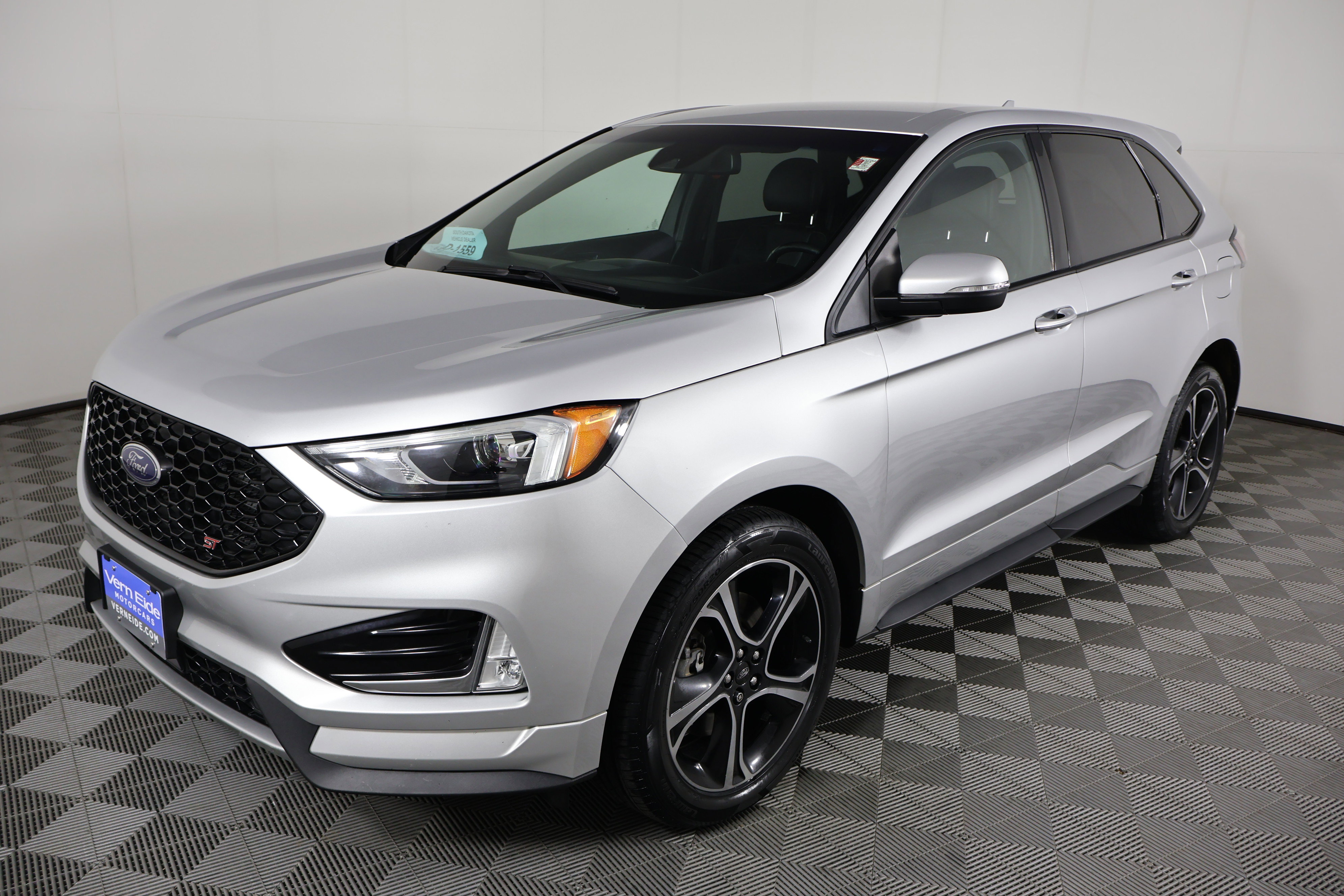 Used 2019 Ford Edge ST w/ Convenience Package image 10