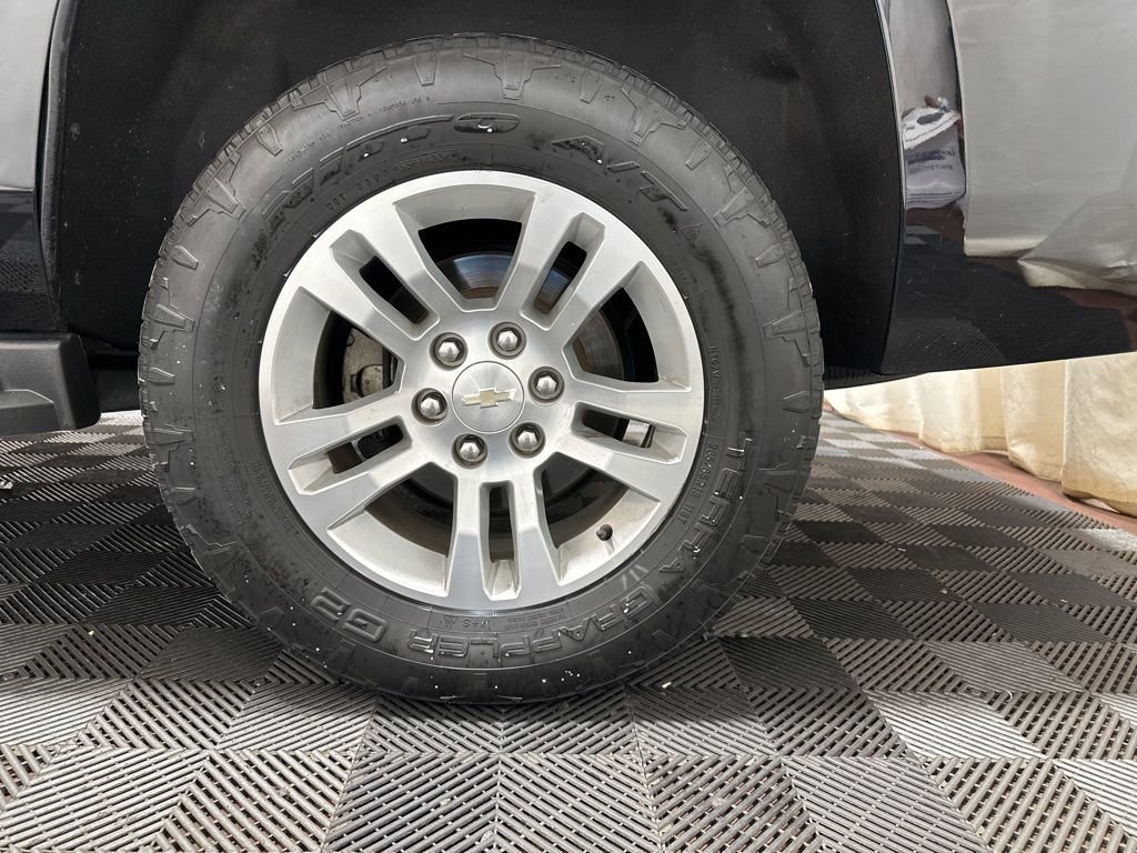 Used 2019 Chevrolet Tahoe LT image 30