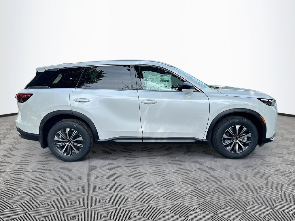 Used 2027 INFINITI QX60 Pure w/ Cargo Package FWD image 5