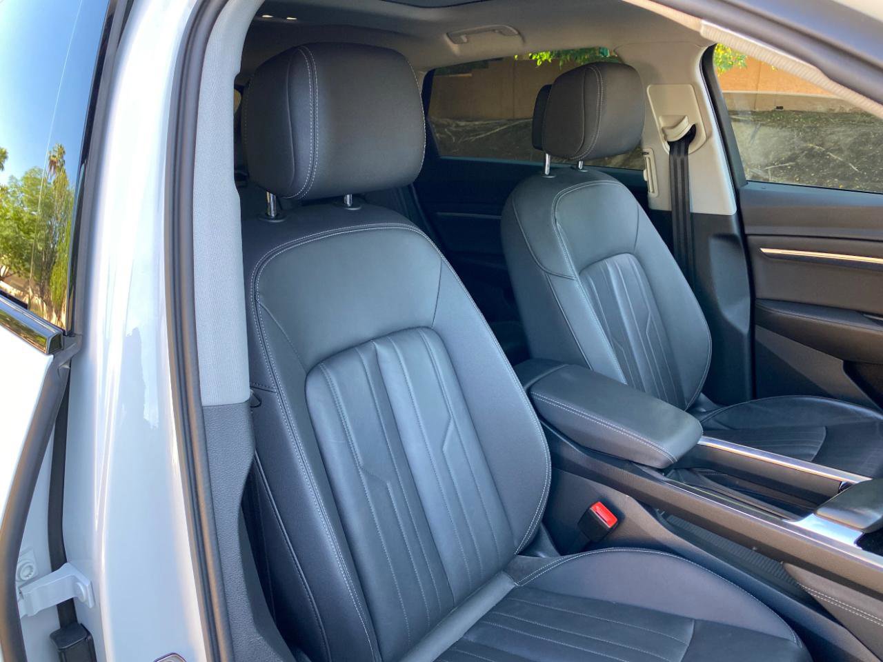 Used 2021 Audi e-tron Premium w/ Convenience Plus Package AWD/4WD image 43