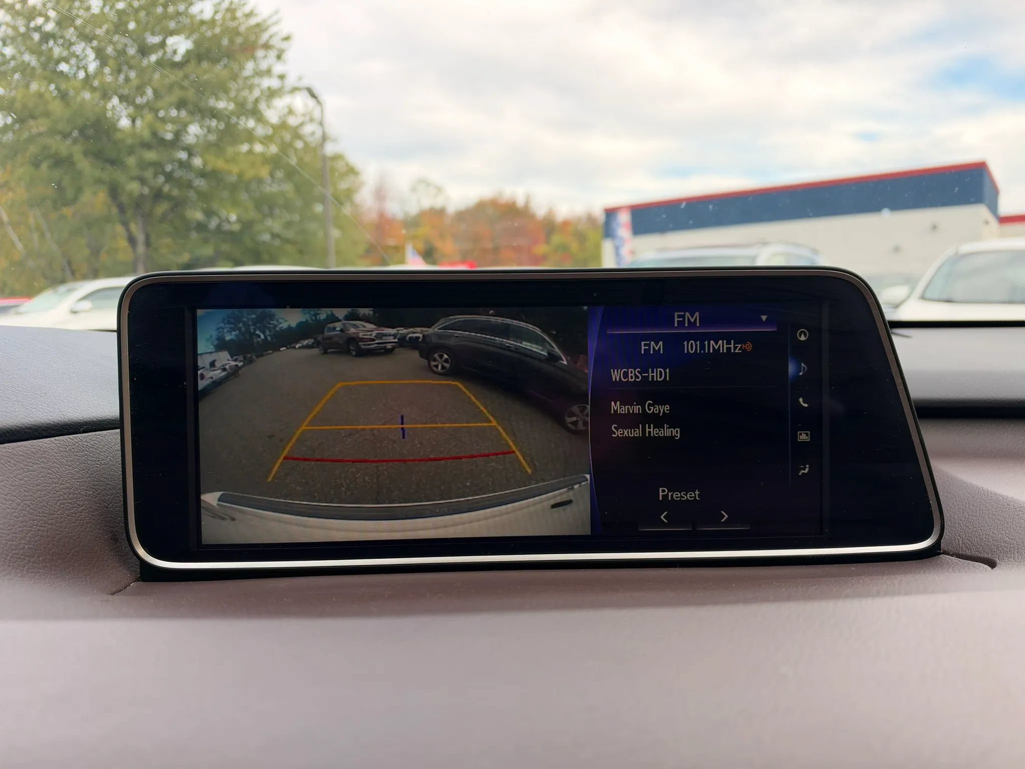 Used 2019 Lexus RX 450h AWD w/ Navigation Package image 15