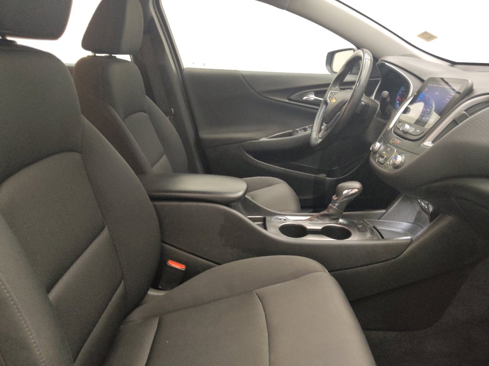 Used 2023 Chevrolet Malibu RS FWD image 21