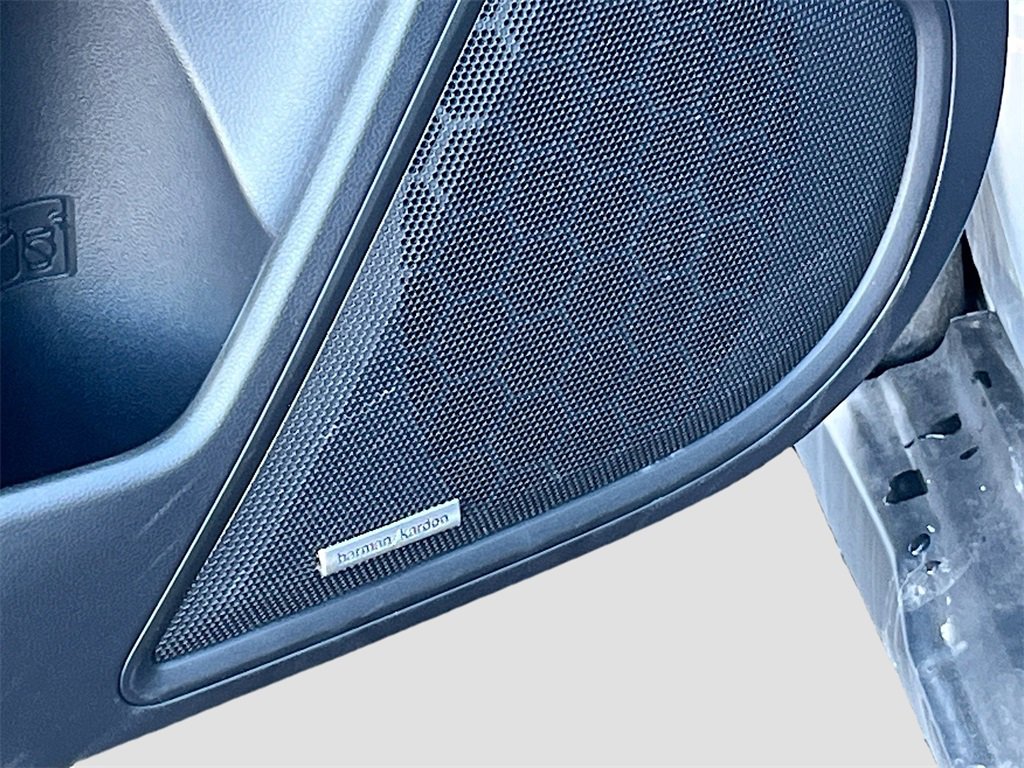 Used 2024 Subaru Outback Onyx Edition image 18