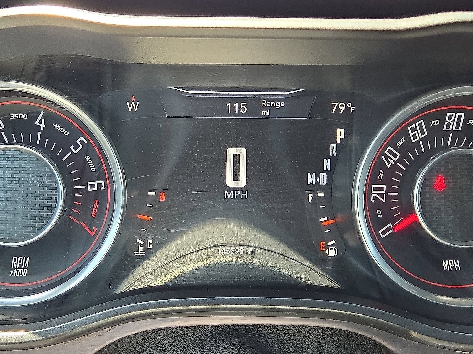 Used 2016 Dodge Challenger SXT RWD image 25