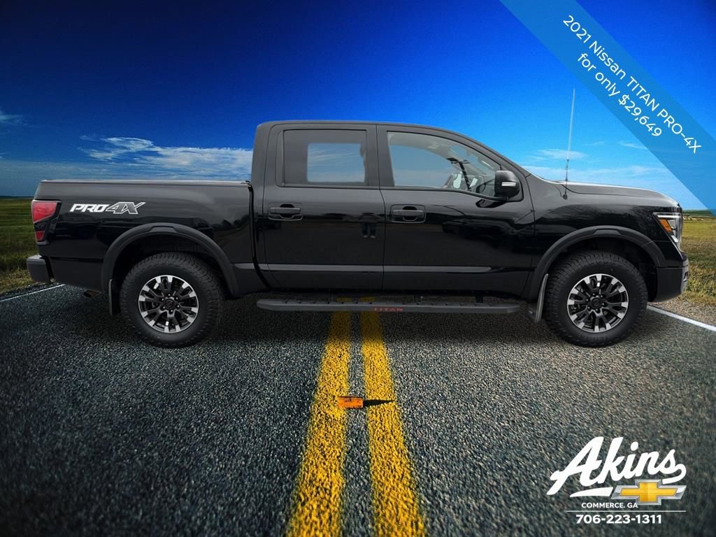 Used 2021 Nissan Titan PRO-4X w/ Pro-4x Convenience Package image 4