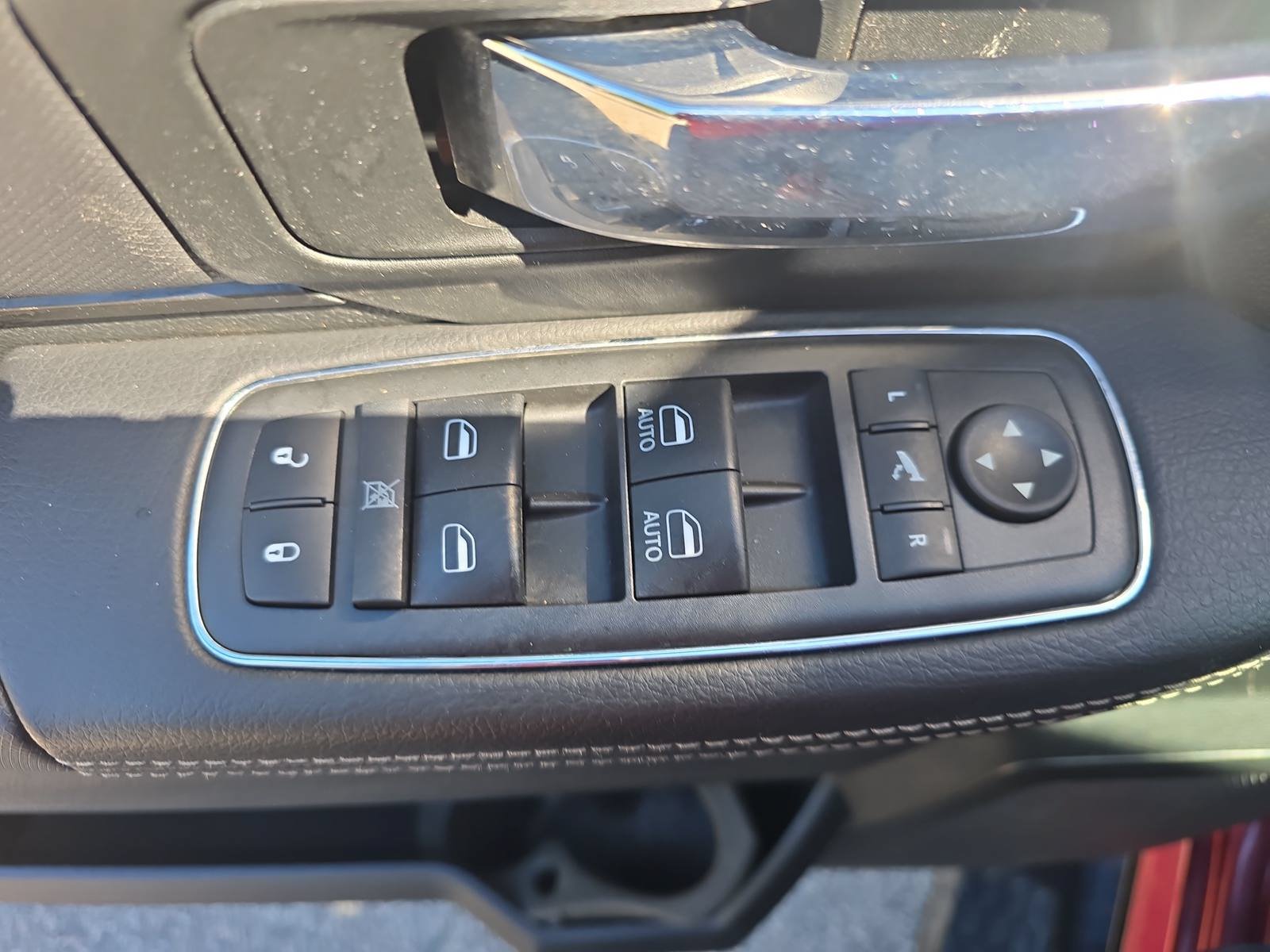 Used 2018 RAM 1500 Rebel w/ Luxury Group AWD/4WD image 30