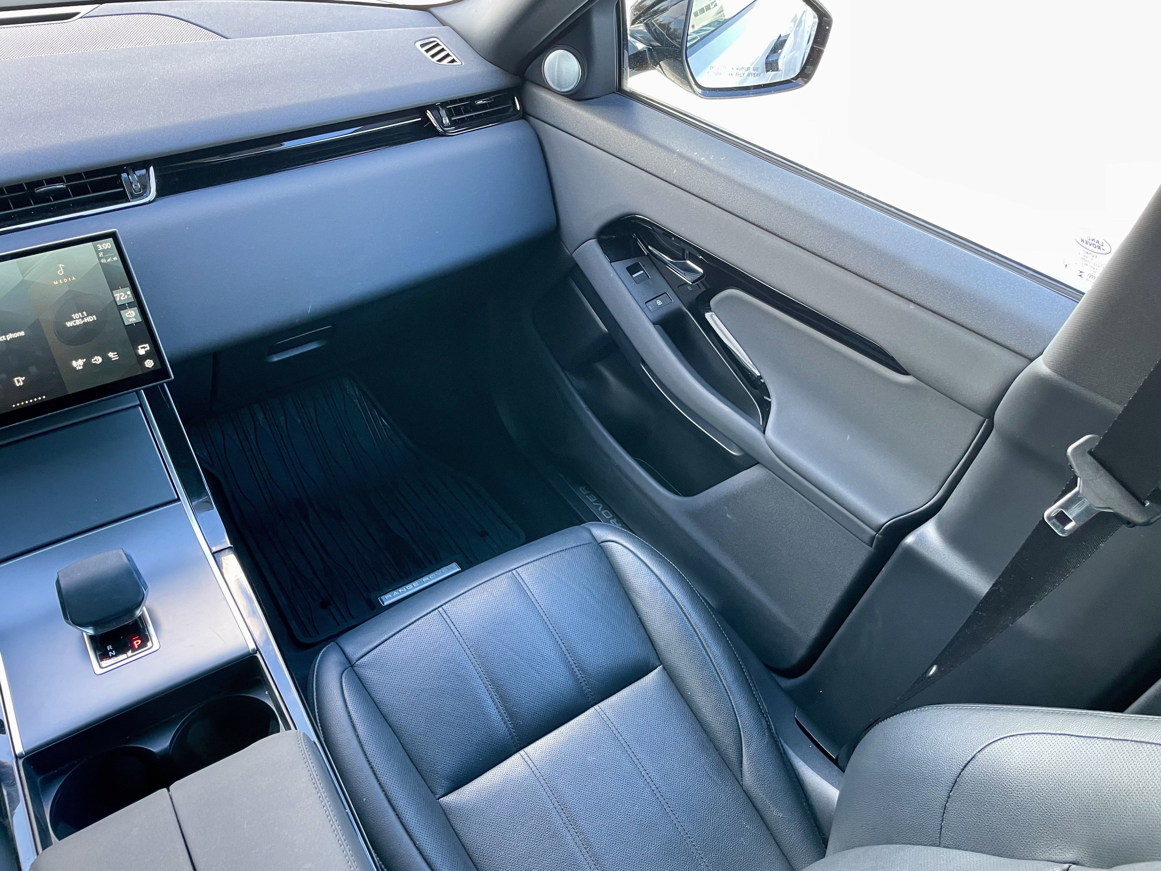 Certified 2024 Land Rover Range Rover Evoque Dynamic SE image 18