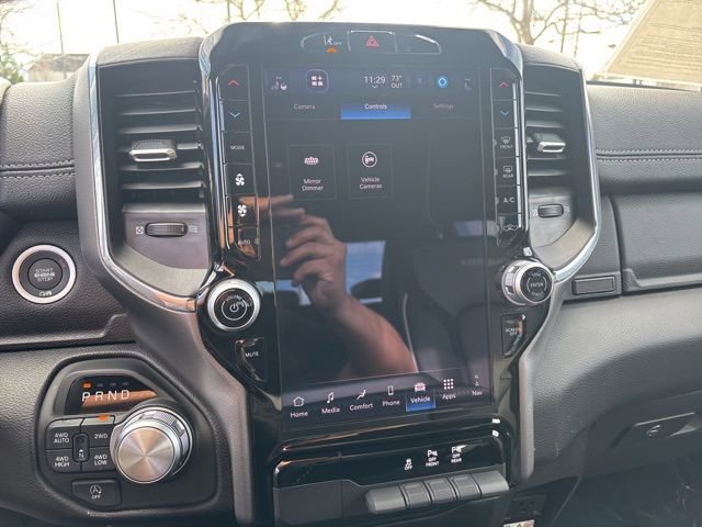 Used 2025 RAM 1500 Laramie image 24