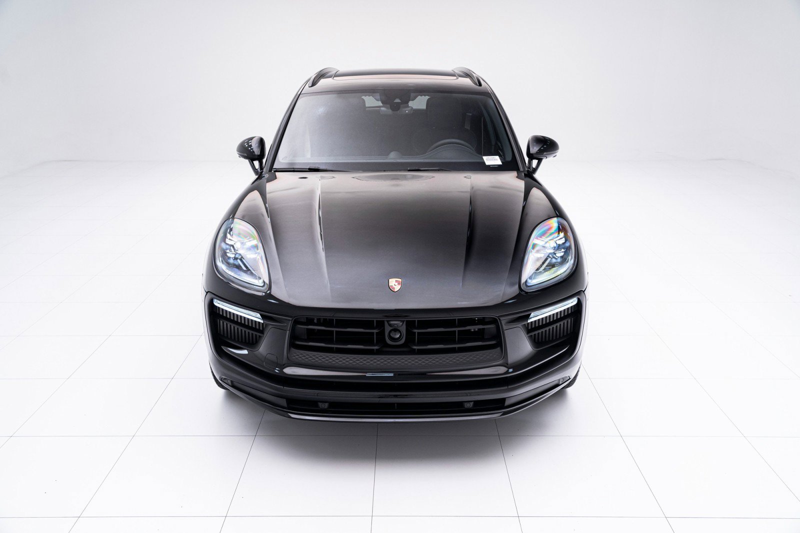 New 2025 Porsche Macan S image 6