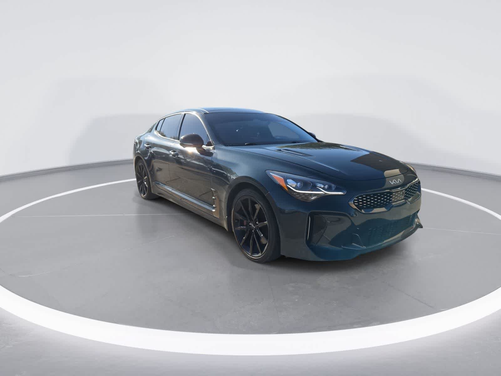 Used 2023 Kia Stinger GT2 w/ Option Group 020 RWD image 2