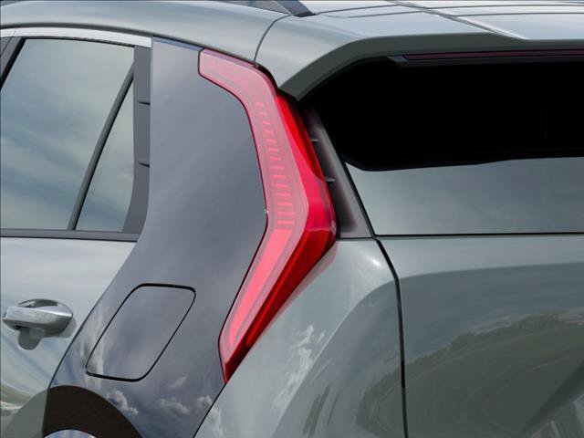New 2026 Kia Niro SX Touring FWD image 11