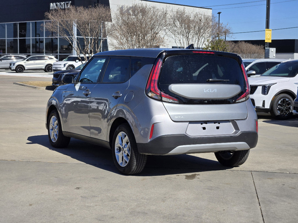Certified 2025 Kia Soul S image 3