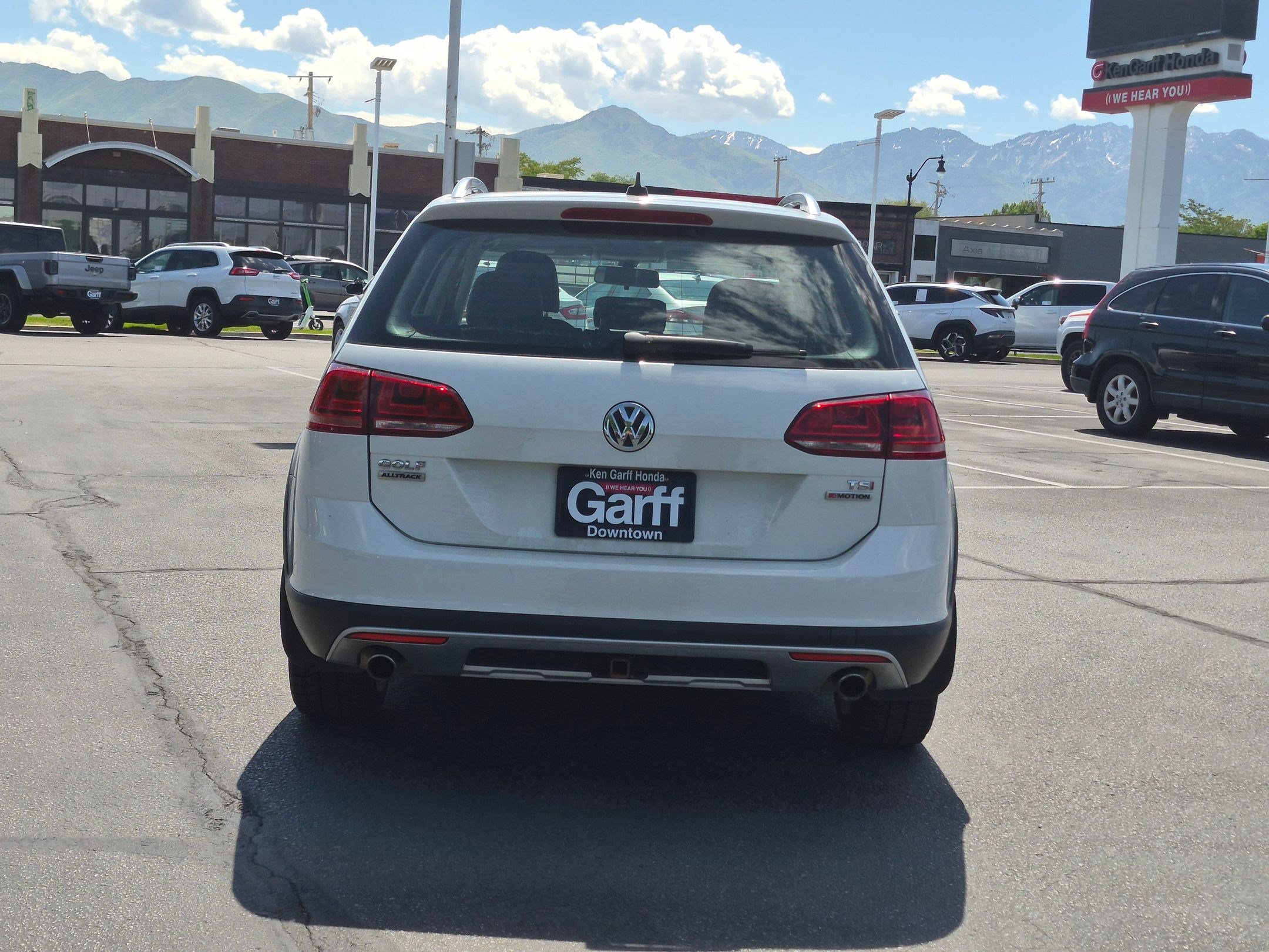 Used 2017 Volkswagen Golf Alltrack SEL AWD/4WD image 7