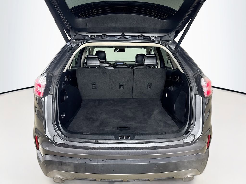 Used 2022 Ford Edge Titanium image 23