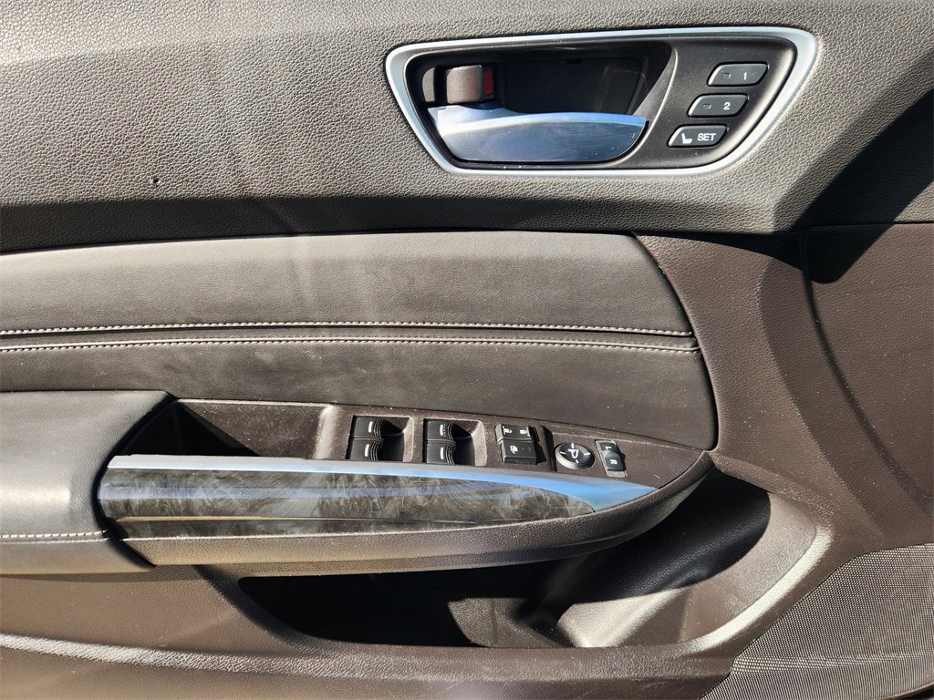Used 2018 Acura TLX 3.5L V6 4D Sedan image 22