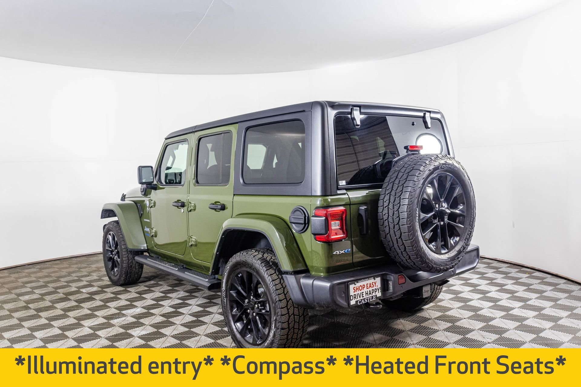 Used 2021 Jeep Wrangler Unlimited Sahara w/ Cold Weather Group image 21