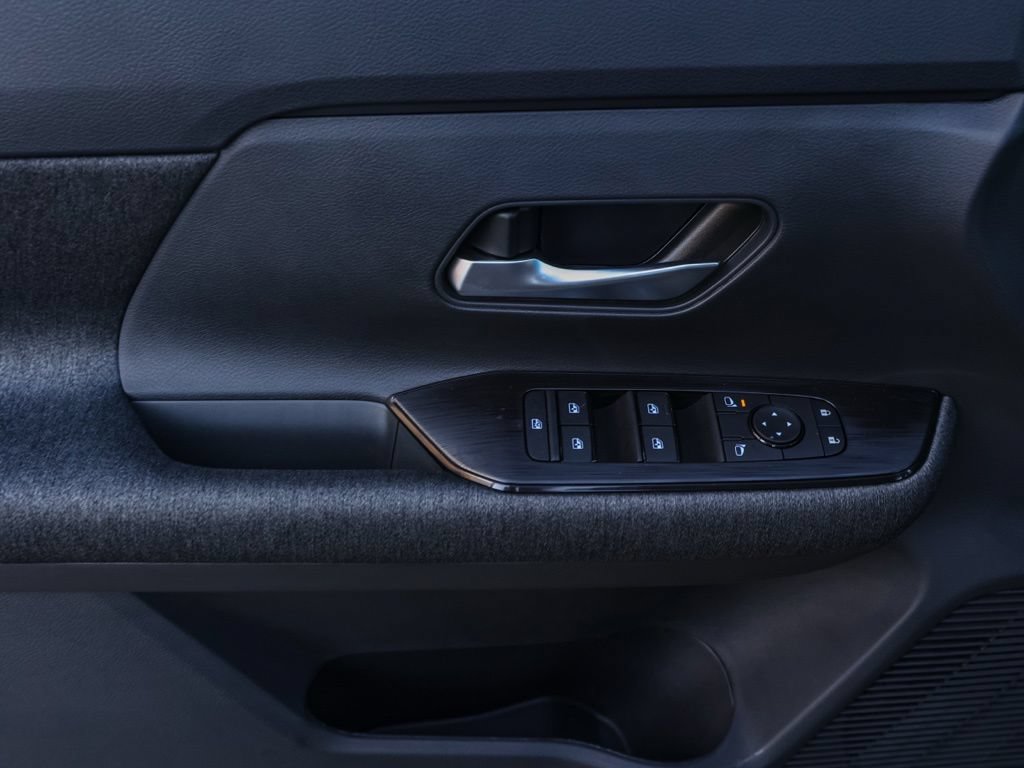 New 2026 Nissan Kicks SV w/ Cold Weather Package FWD image 24