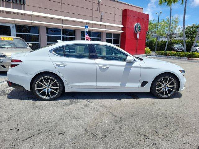 Used 2023 Genesis G70 2.0T RWD image 8