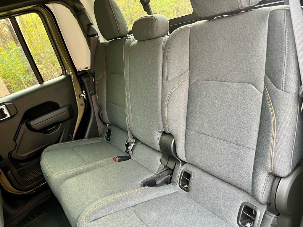 New 2026 Jeep Gladiator Sport image 17