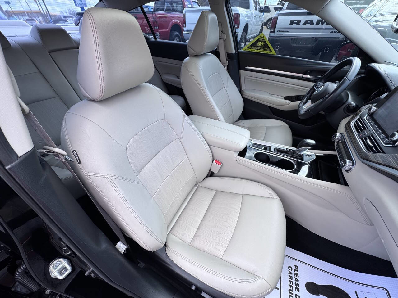 Used 2020 Nissan Altima 2.0 Platinum image 42