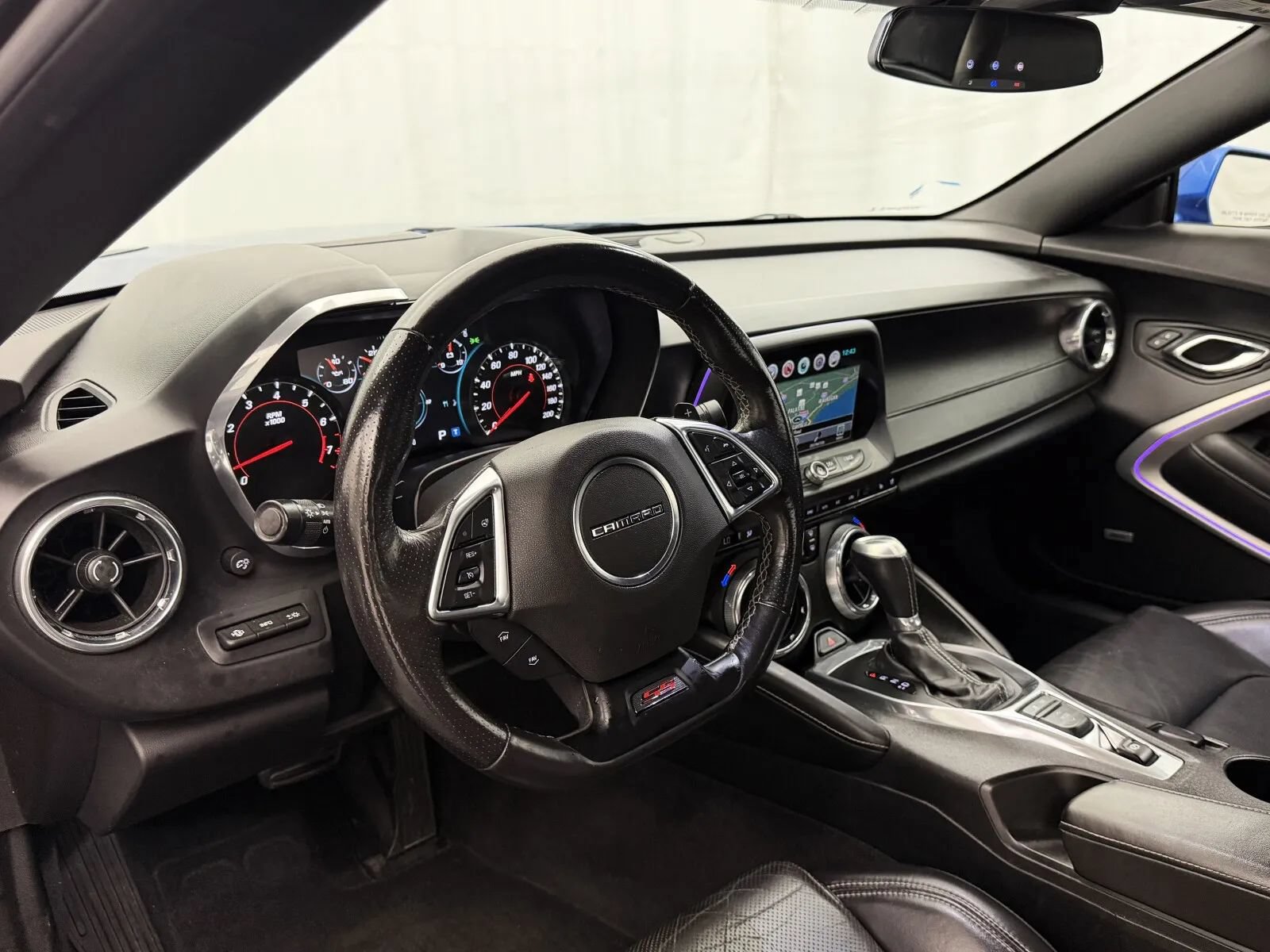 Used 2016 Chevrolet Camaro SS RWD image 16
