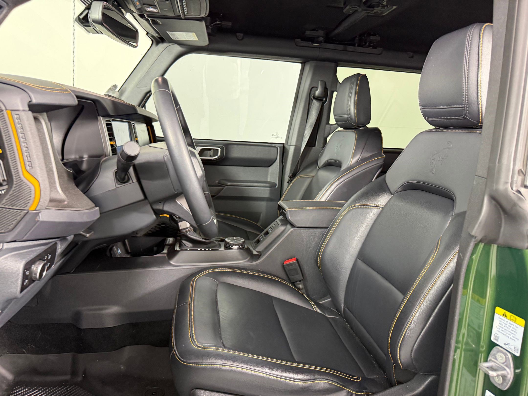 Used 2024 Ford Bronco Badlands image 5