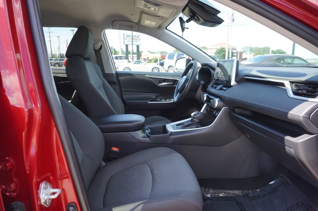 Used 2024 Toyota RAV4 XLE w/ Weather Package AWD/4WD image 29