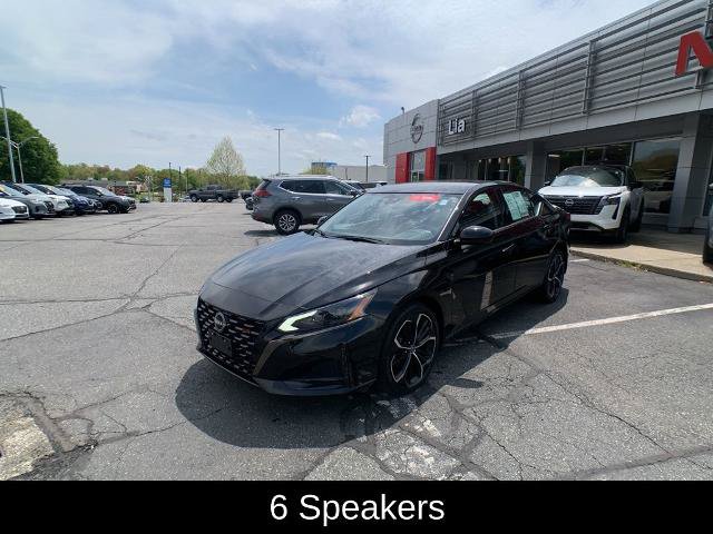 Certified 2023 Nissan Altima 2.5 SR AWD/4WD image 8