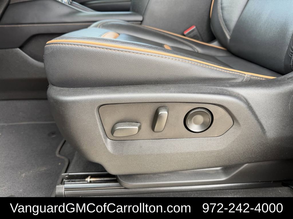 Used 2022 GMC Yukon AT4 image 33