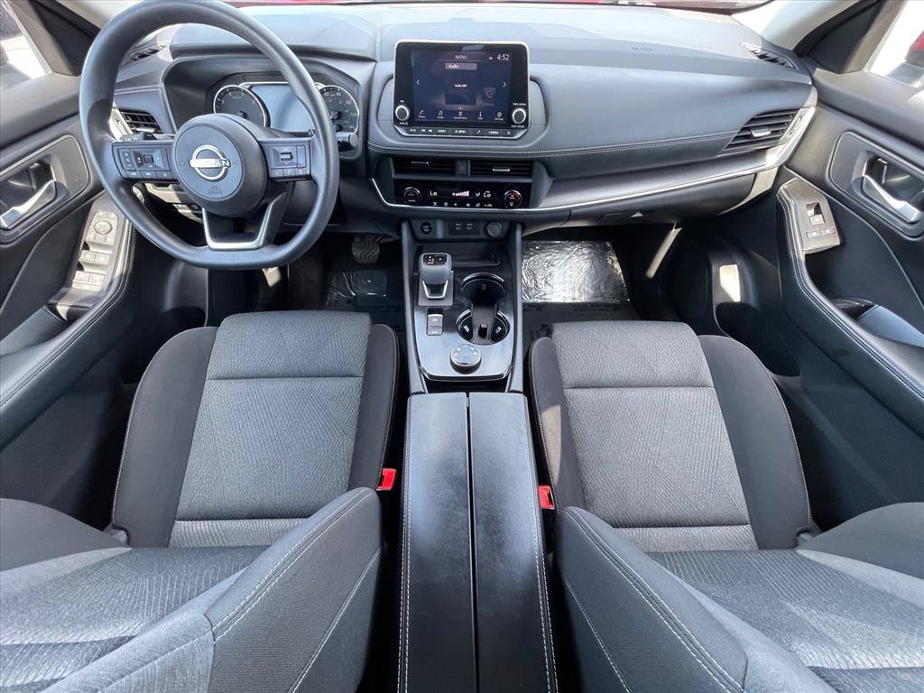 Used 2024 Nissan Rogue SV AWD/4WD image 10