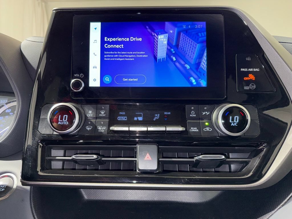Certified 2025 Toyota Highlander LE AWD/4WD image 27