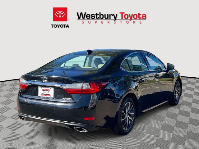 Used 2017 Lexus ES 350 w/ Navigation System Package FWD image 7