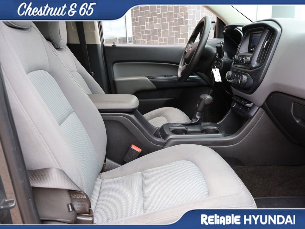 Used 2015 Chevrolet Colorado W/T w/ WT Convenience Package AWD/4WD image 10