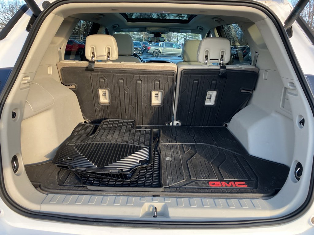 Used 2019 GMC Terrain Denali w/ Advanced Safety Package image 34