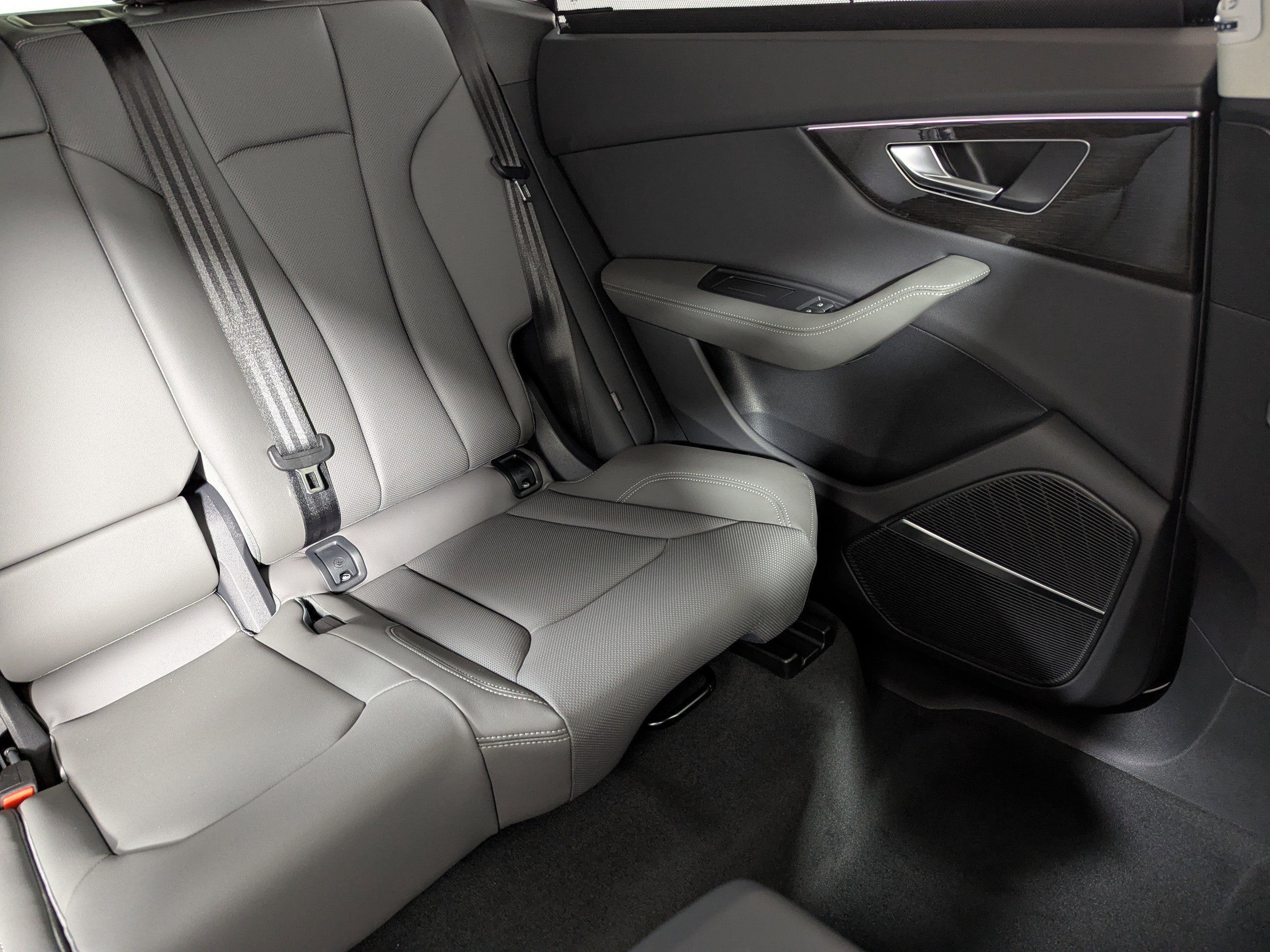 New 2026 Audi Q8 Premium Plus image 14