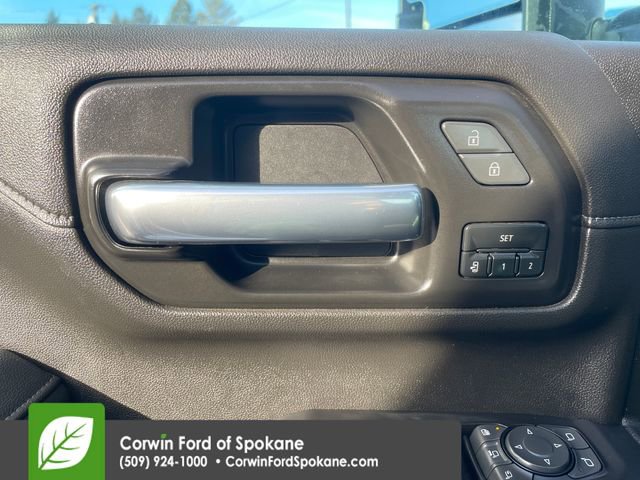 Used 2023 GMC Sierra 3500 SLT w/ SLT Premium Package image 27
