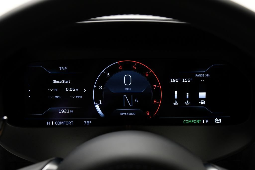 Used 2026 McLaren 750S Spider RWD image 20