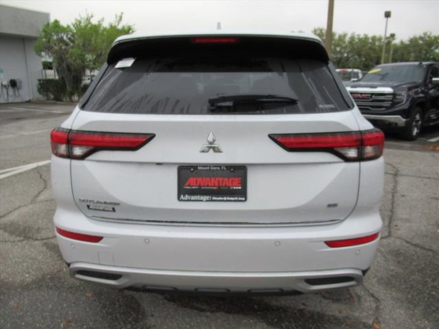 Used 2022 Mitsubishi Outlander SE image 6