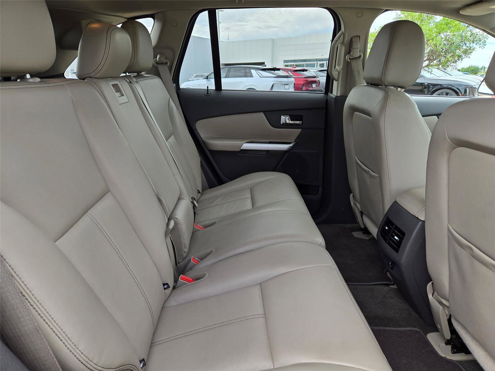 Used 2013 Ford Edge Limited FWD image 28