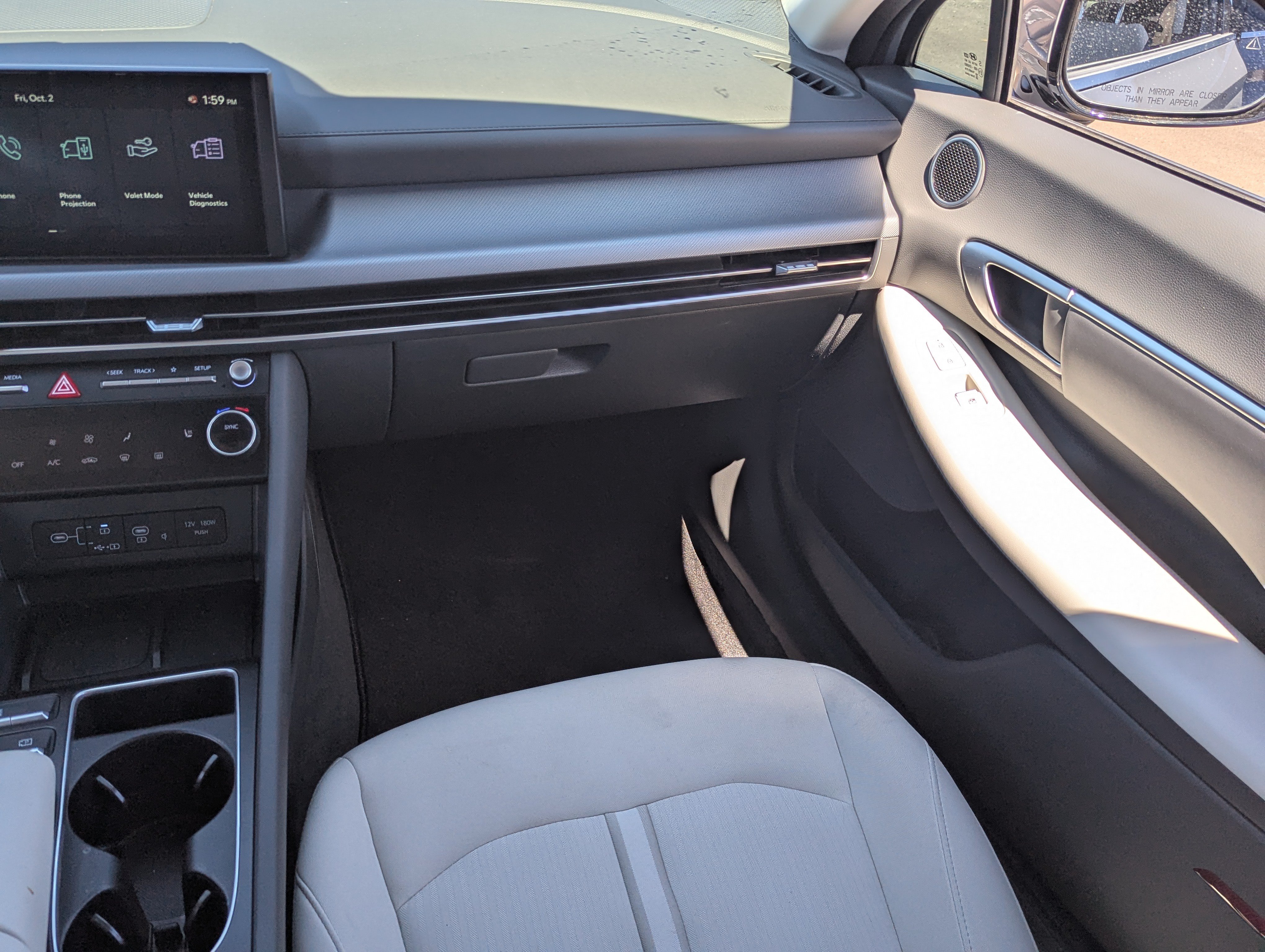 New 2026 Hyundai Sonata SEL FWD image 17