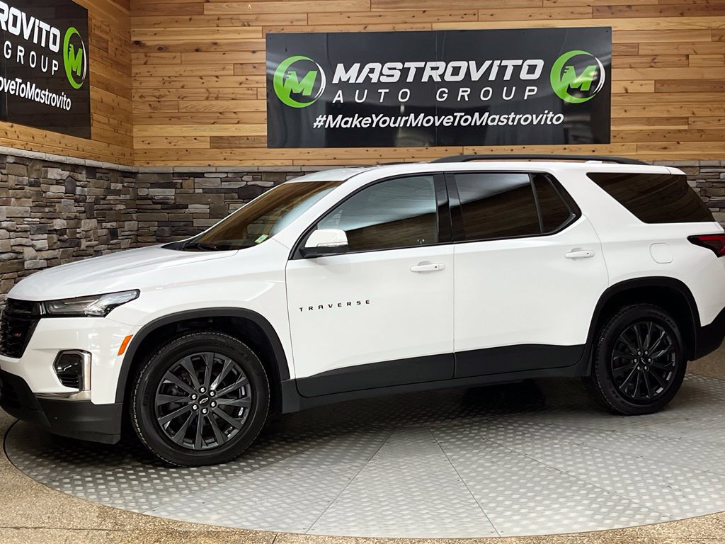 Used 2023 Chevrolet Traverse RS AWD/4WD image 28