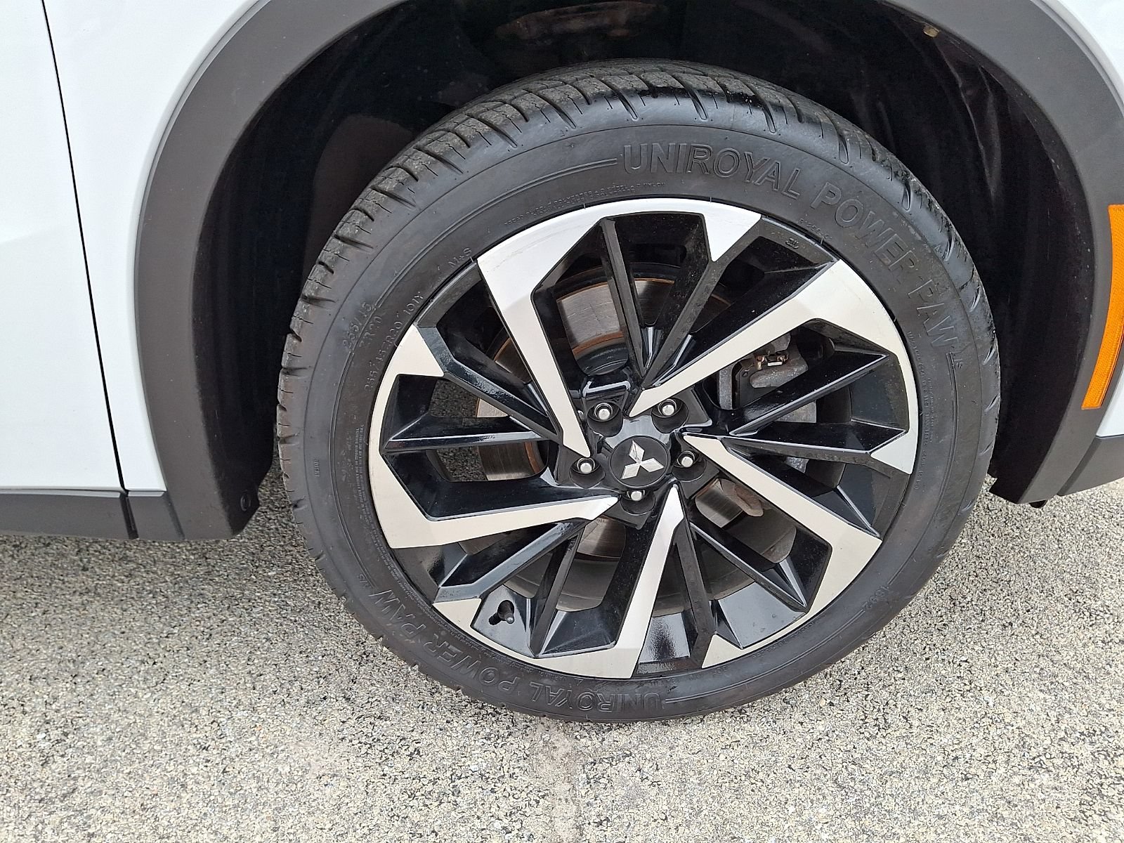 Used 2022 Mitsubishi Outlander ES AWD/4WD image 9