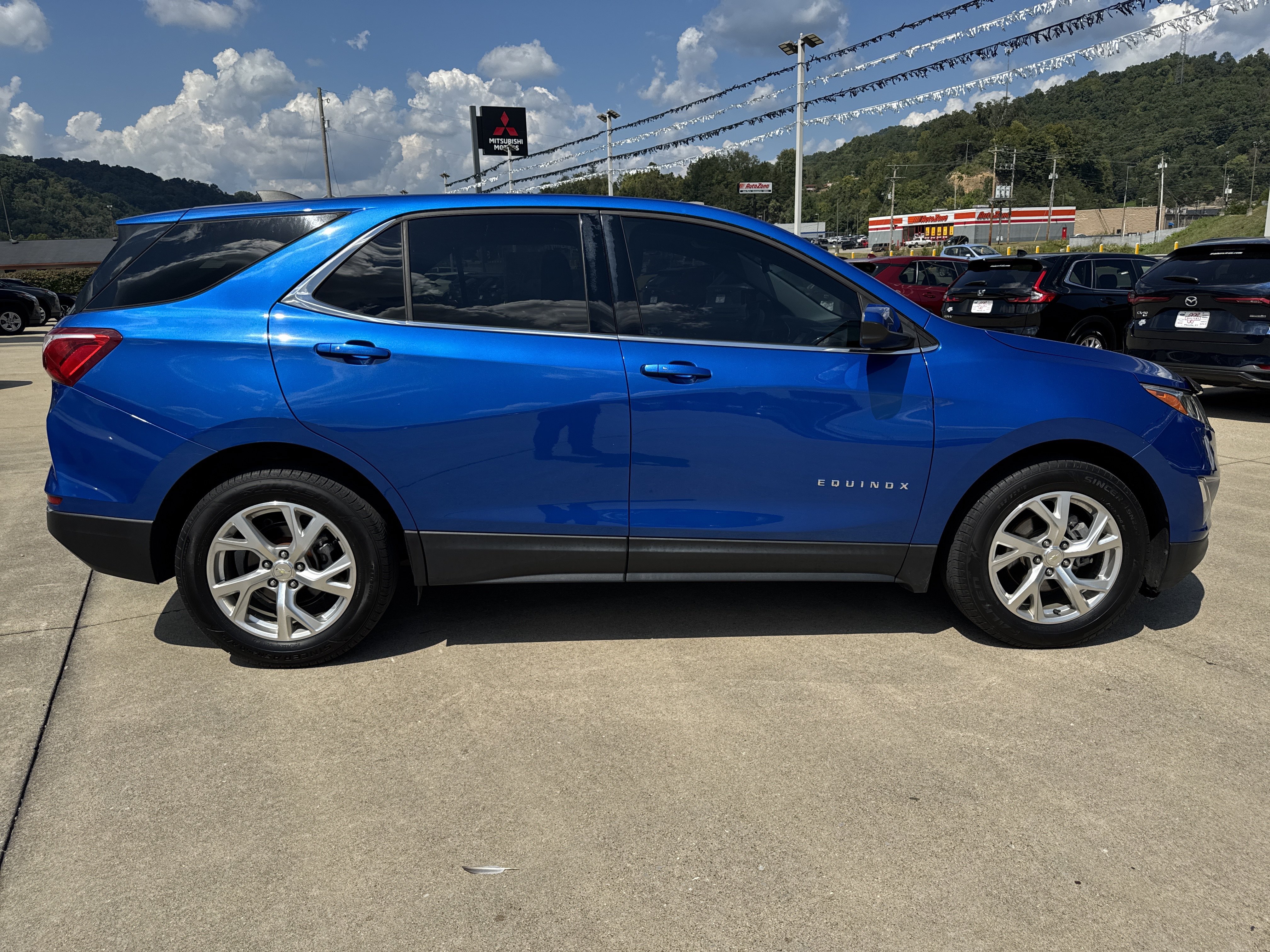 Used 2019 Chevrolet Equinox LT w/ LT Appearance Package FWD image 8
